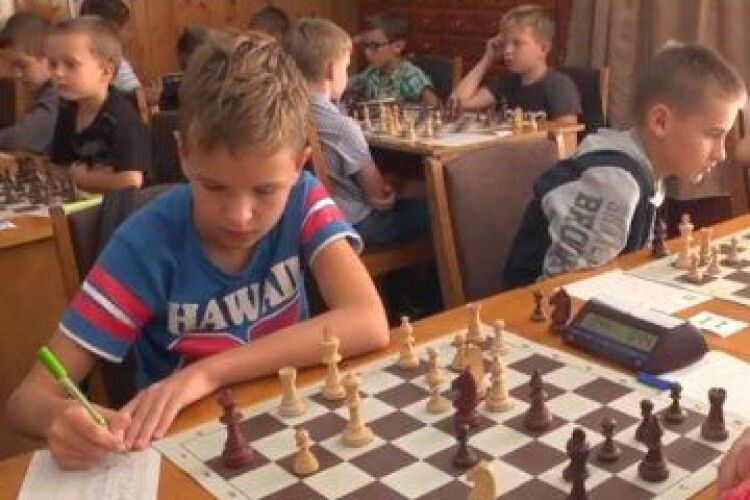  У Ковелі — шахи в пошані