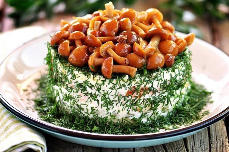Біля лісу жити — ​голодному не бути: найкращі рецепти страв із грибами