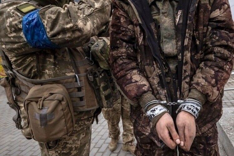 Чому цілі групи російських військовослужбовців почали здаватися в полон 