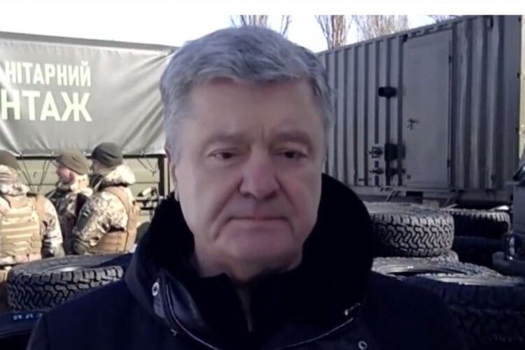«Євросолідарність» переконала парламент створити робочу групу, щоб повернути доплати 30 тисяч військовим, – Порошенко на Донбасі