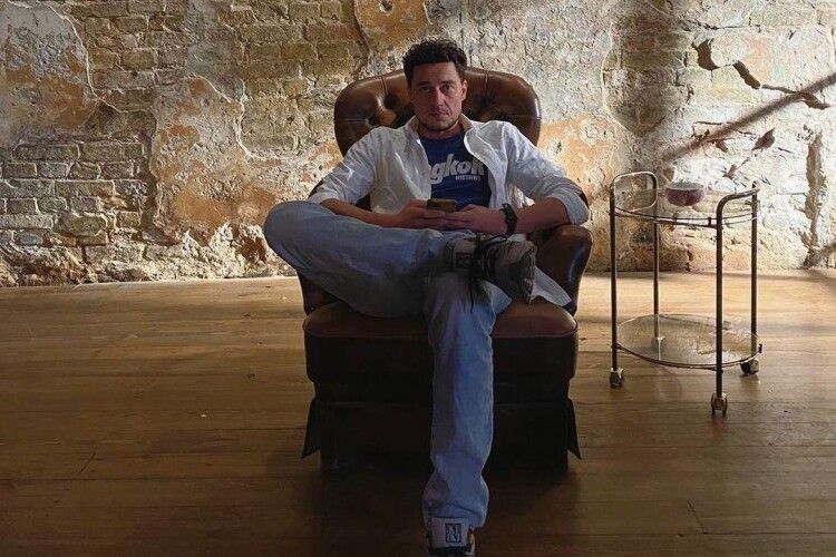 Ведучий «Орла і решки» вибрався з окупованої Бучі, а його сусіди загинули