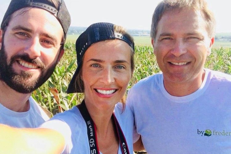 Двоє французів та француженка врятували українського хлопчика, який тонув у ставку на Черкащині