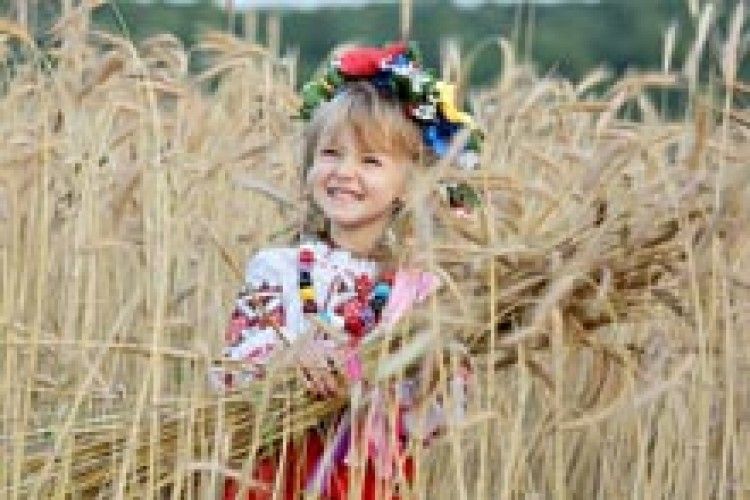 «ВСІМ СЕРЦЕМ ЛЮБІТЬ УКРАЇНУ СВОЮ…»