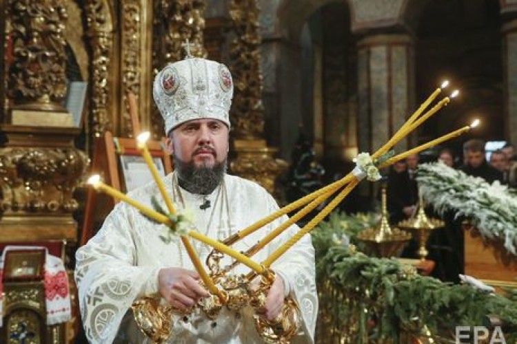 У рідному селі митрополита Епіфанія на Буковині громада перейшла в ПЦУ