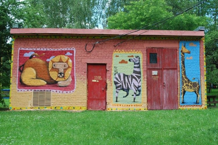 У Рівненському зоопарку додалося звірини – лев, зебра та жираф (фото)