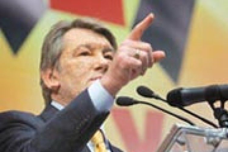 ЩО ПІДКЛАДЕ СВИНЯ ПОЛІТИКАМ