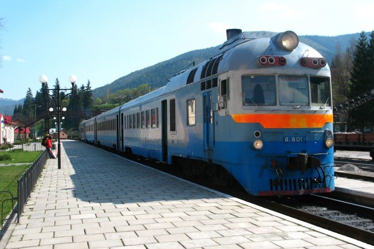 В Укрзалізниці хочуть запровадити дешеві і дорогі поїзди