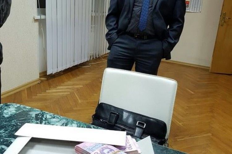 Заступника мера Слов’янська «взяли», коли намагався «взяти на лапу» 150 тисяч