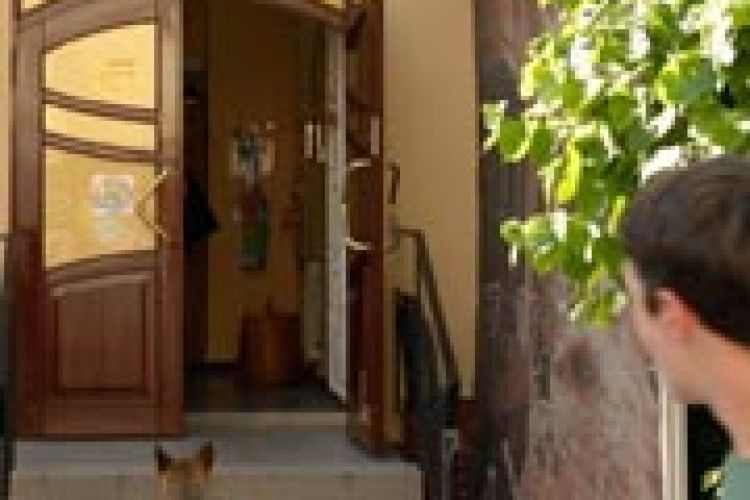 ФОТО НА КОНКУРС: Мухтар прийшов на дегустацію