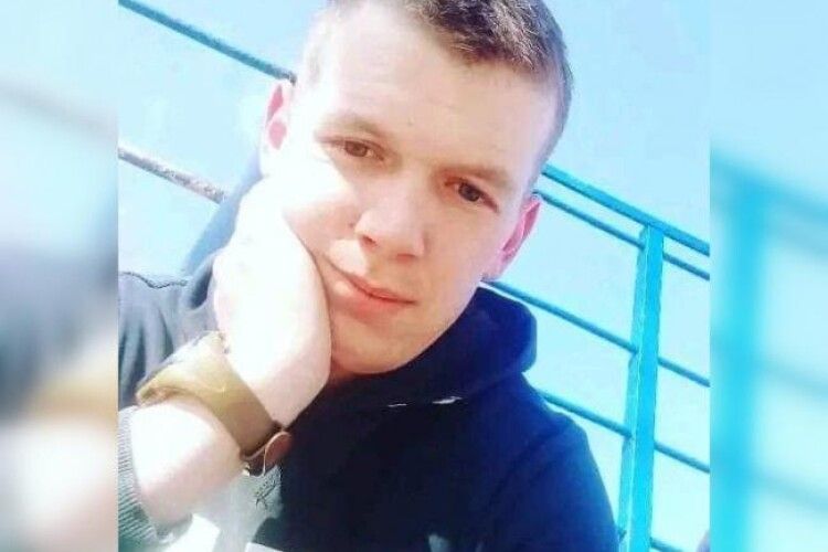 Загинув по дорозі додому: на Рівненщині попрощалися із 22-річним нацгвардійцем, який трагічно розбився у ДТП 