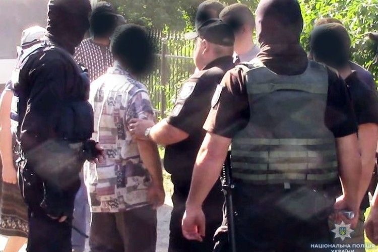 За вчинення опору поліції шести волинянам загрожує позбавлення волі