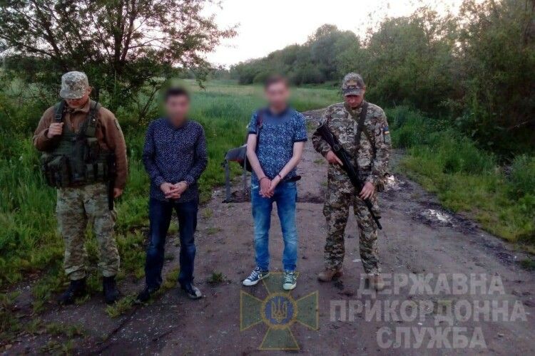 Сирійця, турка, грузина, вірменина і українця затримали прикордонники на вихідних (Фото)