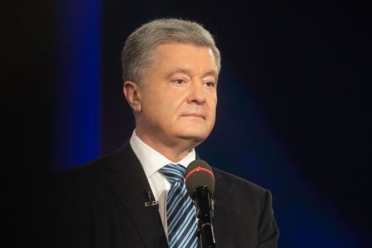 Петро Порошенко купив телеканал «Прямий» у Володимира Макеєнка