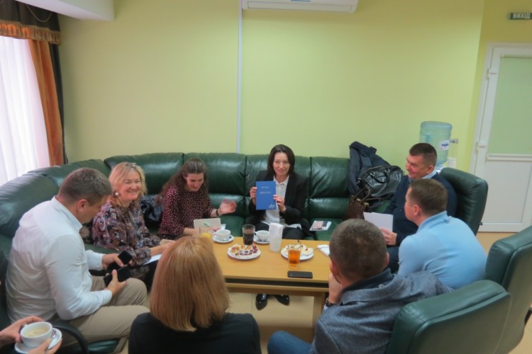 Волинські нардепи зустрілись з представником посольства Великої Британії