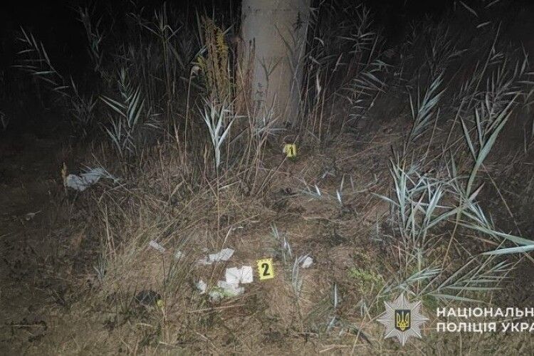 На Львівщині троє хлопців впали з 15-метрової вишки, один загинув