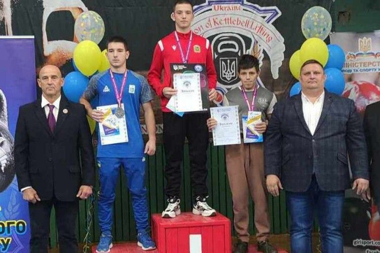 115 ривків за 7 хвилин: волинянин став призером на Кубку України з гирьового спорту