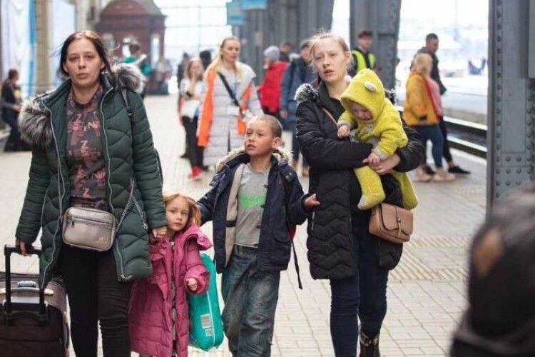 Кількість українських біженців в ЄС зросла в 19 країнах