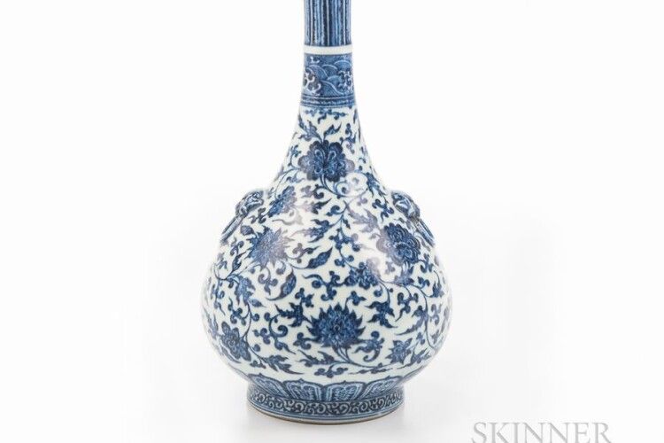 Китайську вазу XVIII століття продали у 320 разів дорожче, аніж оцінювали
