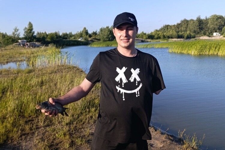  Воїн з Волині, який штурмував Курщину: «Я бачив, що мені відірвало ліву руку, права теж була посічена»