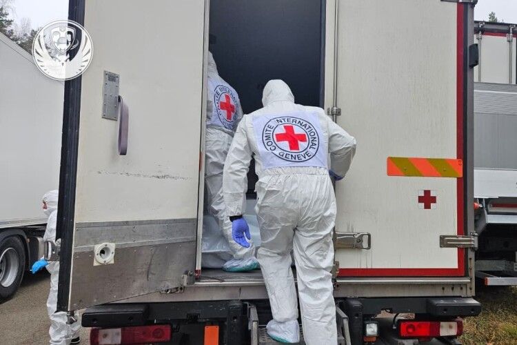 росія повернула в Україну тисячу тіл загиблих