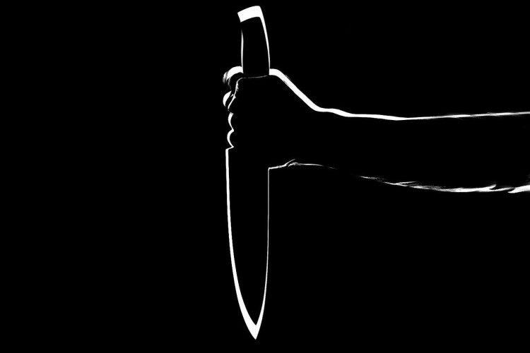 На Волині 18-річний хлопець вдарив ножем неповнолітнього