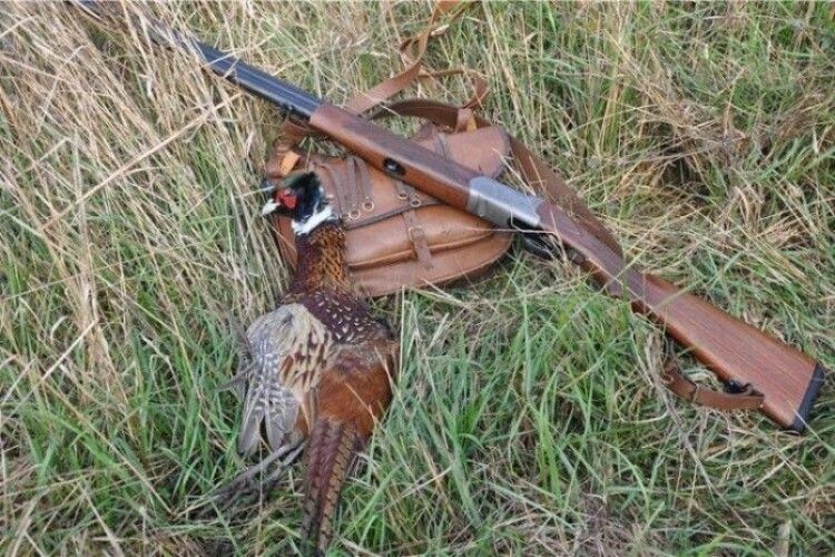 На Львівщині під час полювання застрелили мисливця