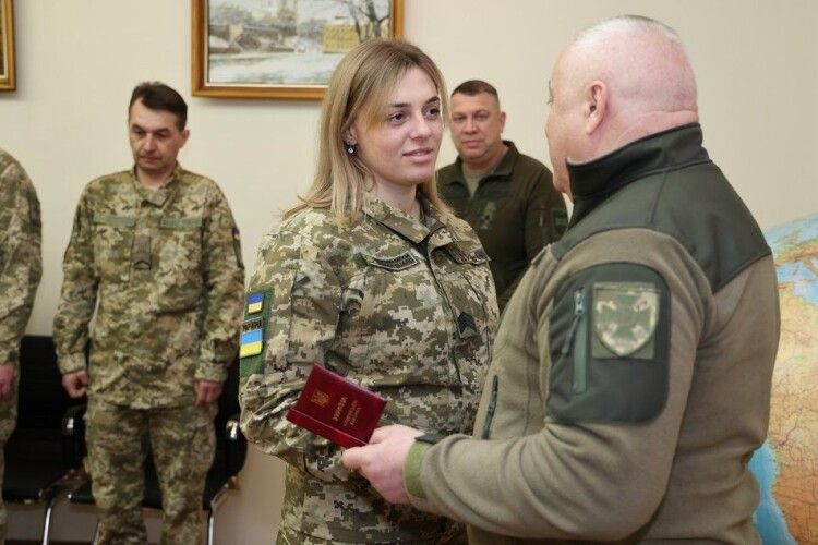 Звільненим з полону волинським прикордонницям вручили ордени «За мужність»
