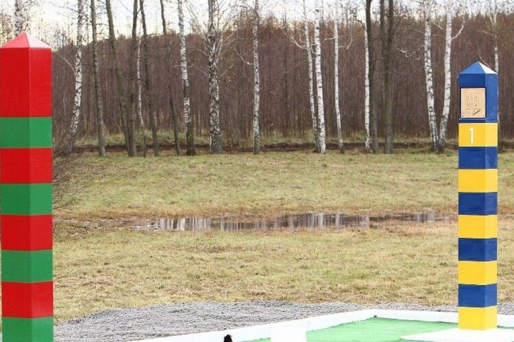 Волинянин зумів втекти за кордон попри арештований через кримінальну справу паспорт