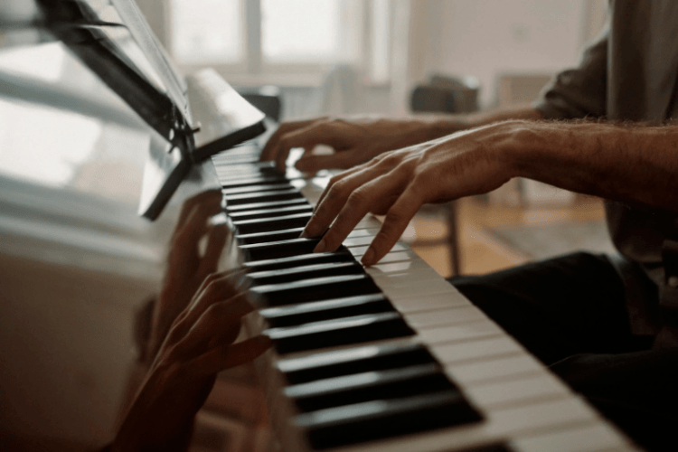 Особливості сучасних піаніно: компактність і чистота звуку