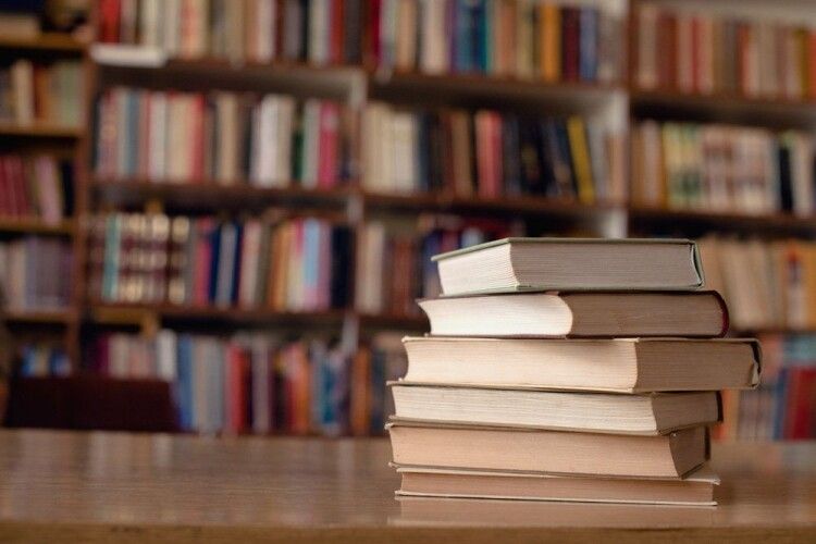 Волинська бібліотека пропонує долучитися до акції з дарування книг 