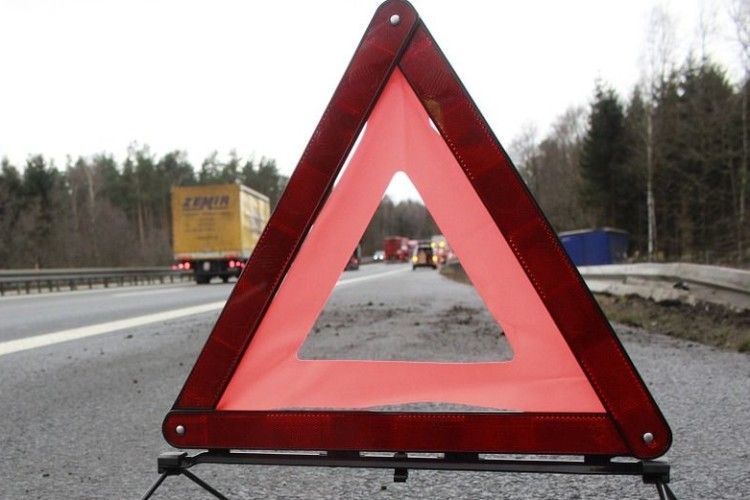 На Рівненщині зіткнулися дві вантажівки