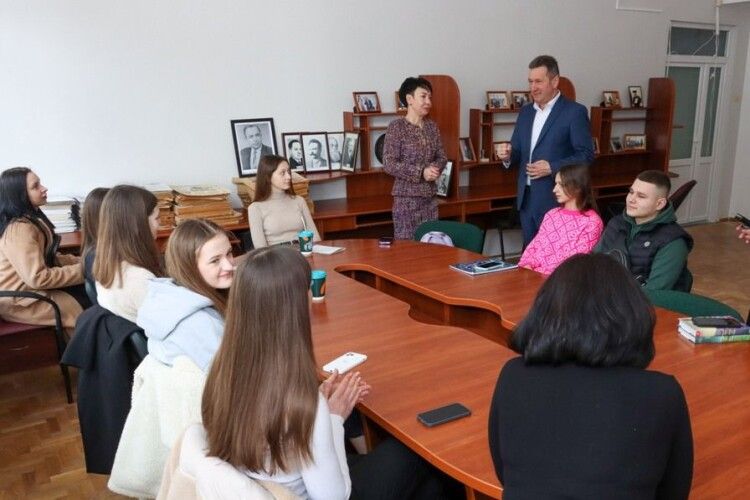 Студенти-журналісти на Волині опановують навички воєнкорів