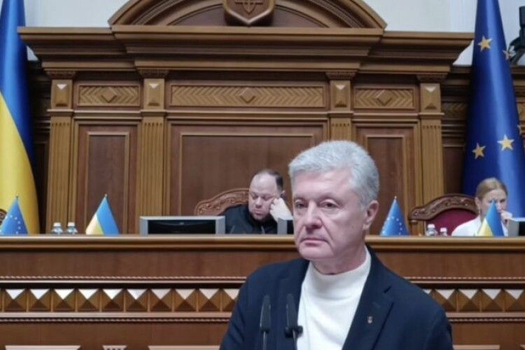 Порошенко в Раді: у киян забирають 8 млрд грн не на ЗСУ, а на передвиборчі забаганки влади