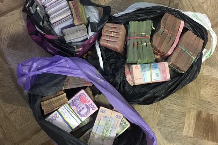«Накрили» конвертцентр, який фінансував терористів