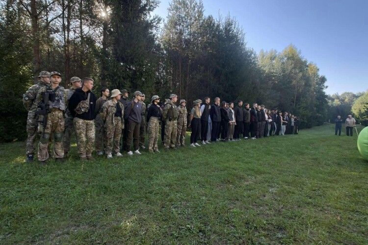 На Волині в історичному місці українських повстанців зібралась патріотично налаштована молодь (Фото)