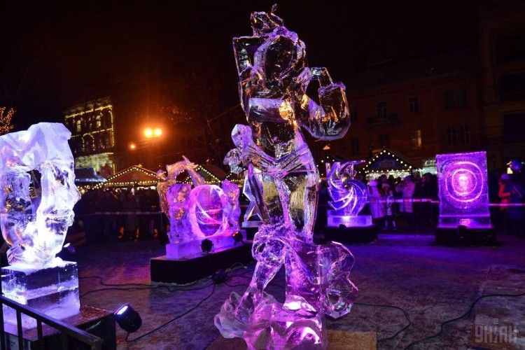 У Львові змагалися творці льодових скульптур