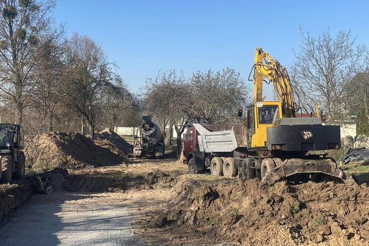 У Луцькому районі розпочали будівництво укриття для однієї зі шкіл громади