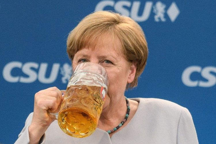 Фрау Меркель править світом!