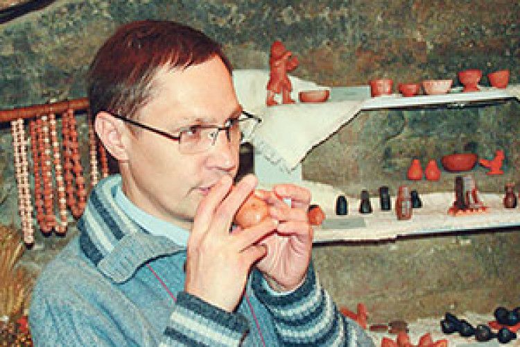 КОЛИ ГЛИНА СПІВАЄ — ЗЛІ ДУХИ ВТІКАЮТЬ