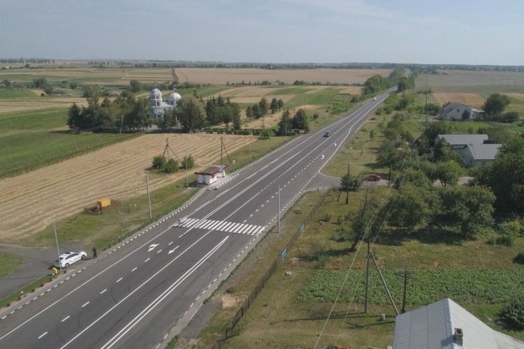 Відремонтовану дорогу Львів-Радехів-Луцьк офіційно відкрили (фото)
