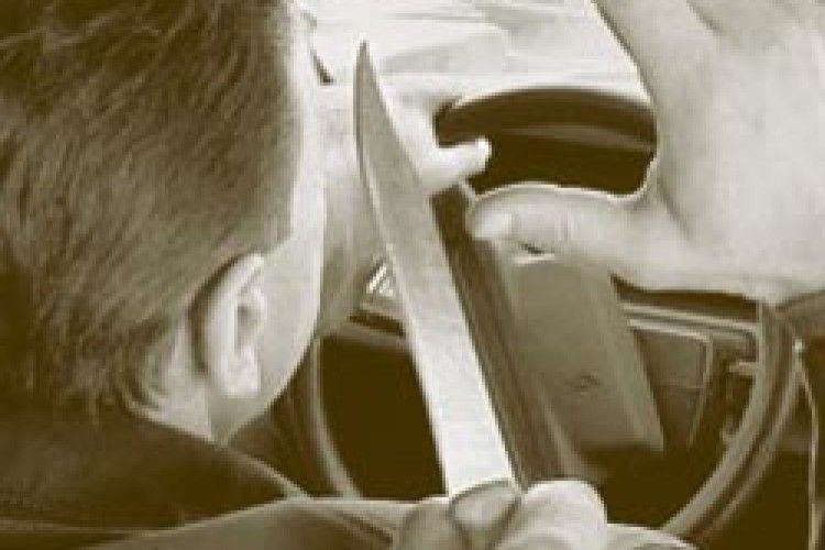 УБИЛИ ТАКСИСТА І ПОЇХАЛИ З ТРУПОМ У БАГАЖНИКУ ПИЯЧИТИ...