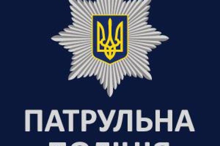 Відсьогодні потрібно вмикати фари автомобілів за містом