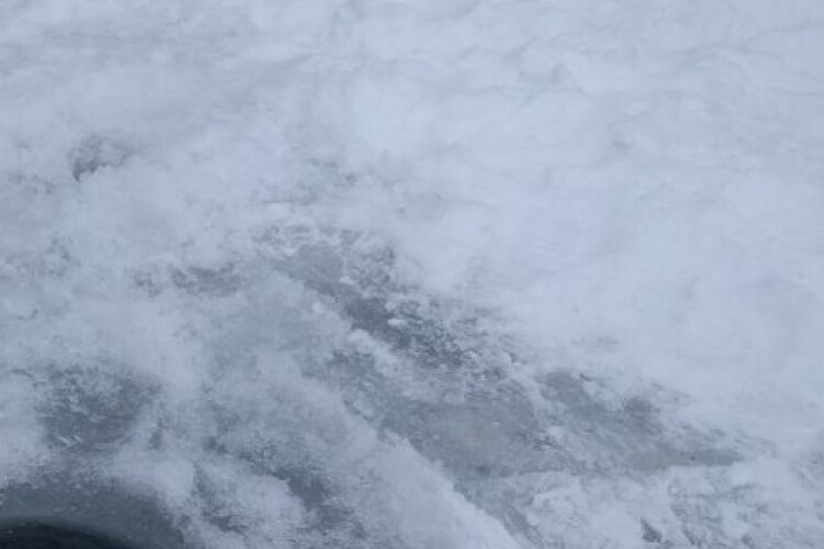 На Рівненщині п'ятеро дітей ковзались на льоду, який провалився: батьків притягнули до адмінвідповідальності