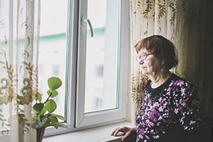 П’ЯТЬ ДОЧОК, А МАТИ — ЗАЙВА