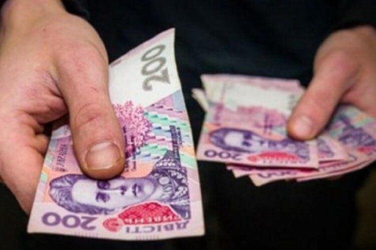 У Луцьку водій пропонував патрульним 800 гривень хабаря