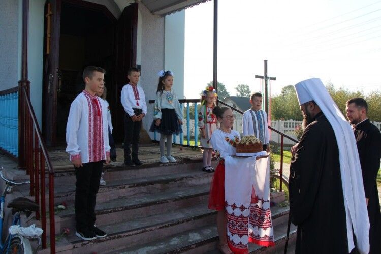 Волинський митрополит відвідає Рованці, Підгайці та Студині