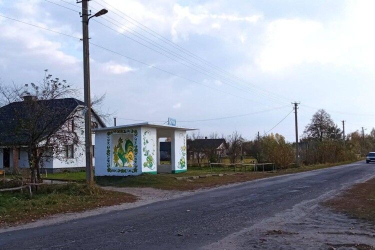 На Ратнівщині похвалилися зелено-жовтим когутом (Фото)