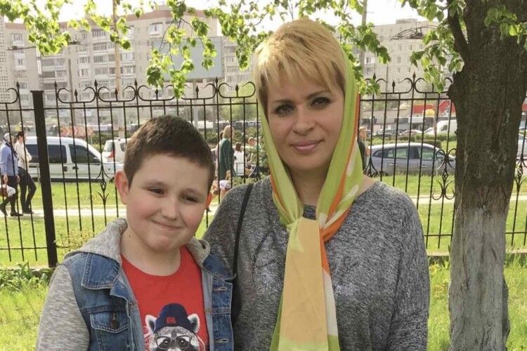Просять допомоги у небайдужих врятувати онкохвору жінку з Луцька