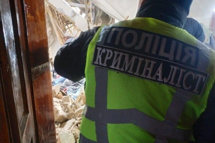 З’явилися фото наслідків вибуху газу у житловому будинку на Львівщині