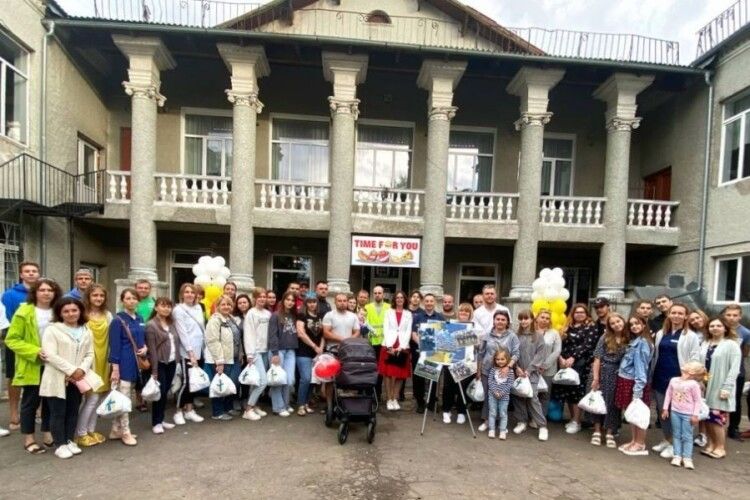 У Благодатному на благодійному ярмарку зібрали 60 тисяч гривень для 14-ої «князівської» бригади